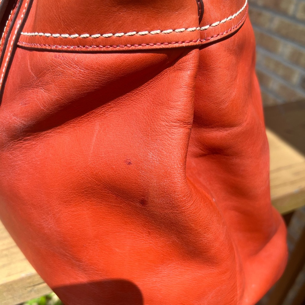 Coach Large vintage pumpkin orange soho. Pleated leather shoulder bag - Picture 6 of 11